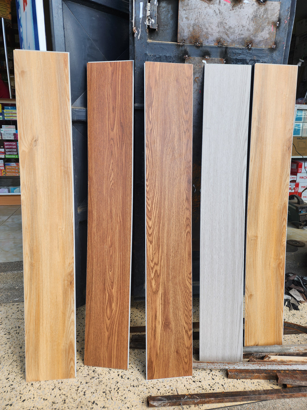 SPC Flooring in Kenya | 6mm Waterproof Click Lock Vinyl SPC floor in Kenya ZIMITO