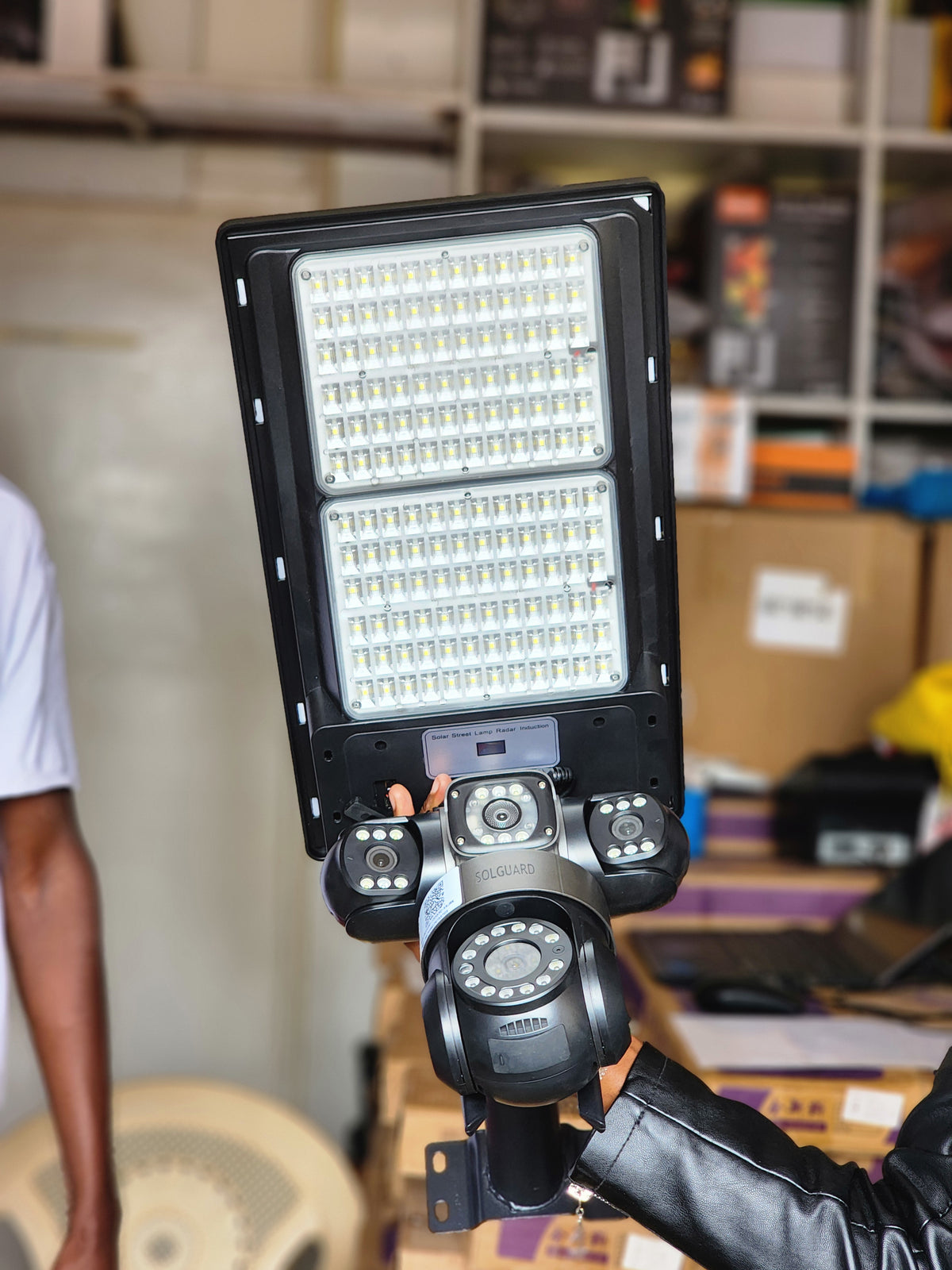 AOV 4G Solar CCTV Camera in Kenya | 4 Lens 360° PTZ, Full Color Night Vision & Floodlight (IP66 Waterproof) | 4G Solar CCTV Camera in Kenya | 360° PTZ, Night Vision ZIMITO